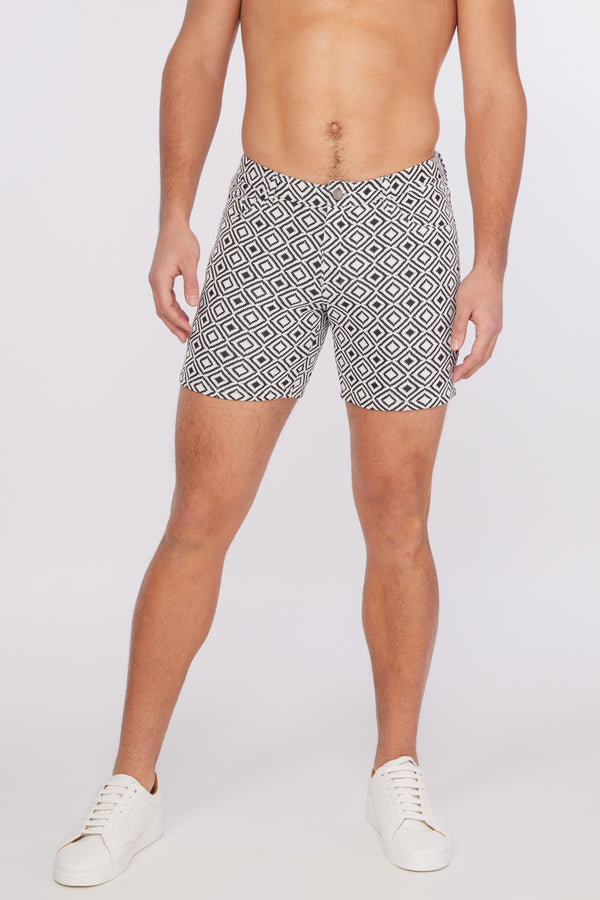 BLACK/WHITE DIAMONDS JACQUARD KNIT 5" STRETCH SHORT ST-1932 Final Sale