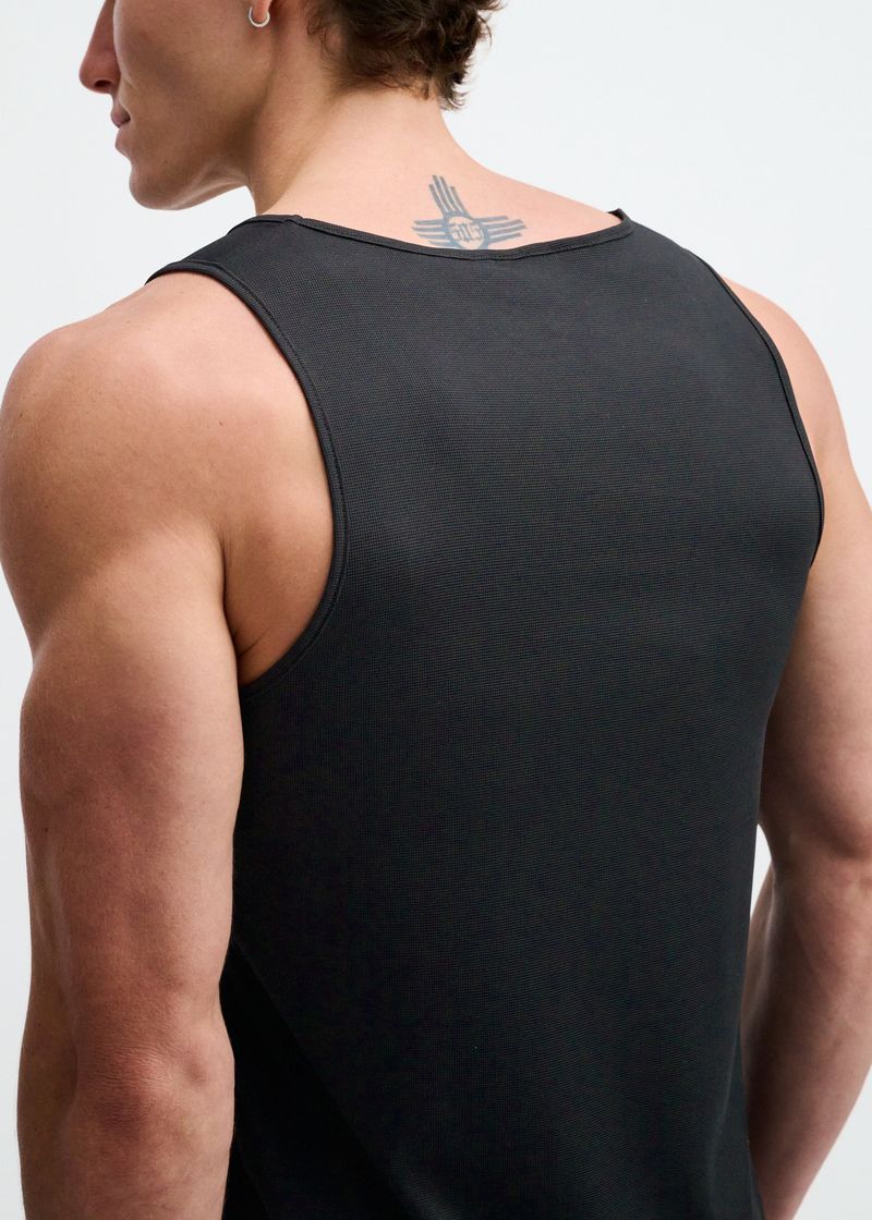 BLACK TEXTURED STRETCH MESH PERFORMANCE TANK ST-293