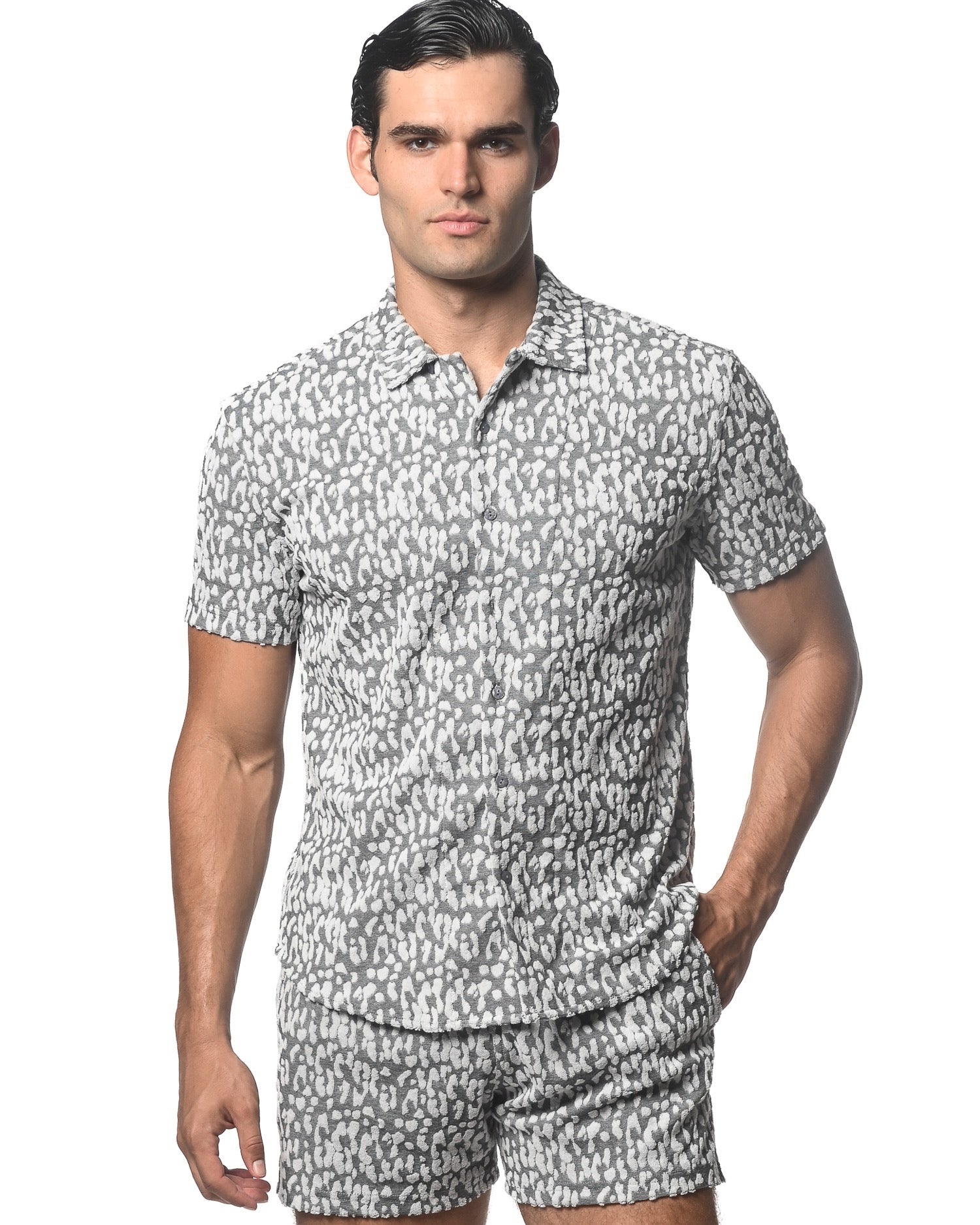 GREY PEBBLES EMBOSSED LOOP TERRY KNIT SHORT SLEEVE SHIRT ST-48050