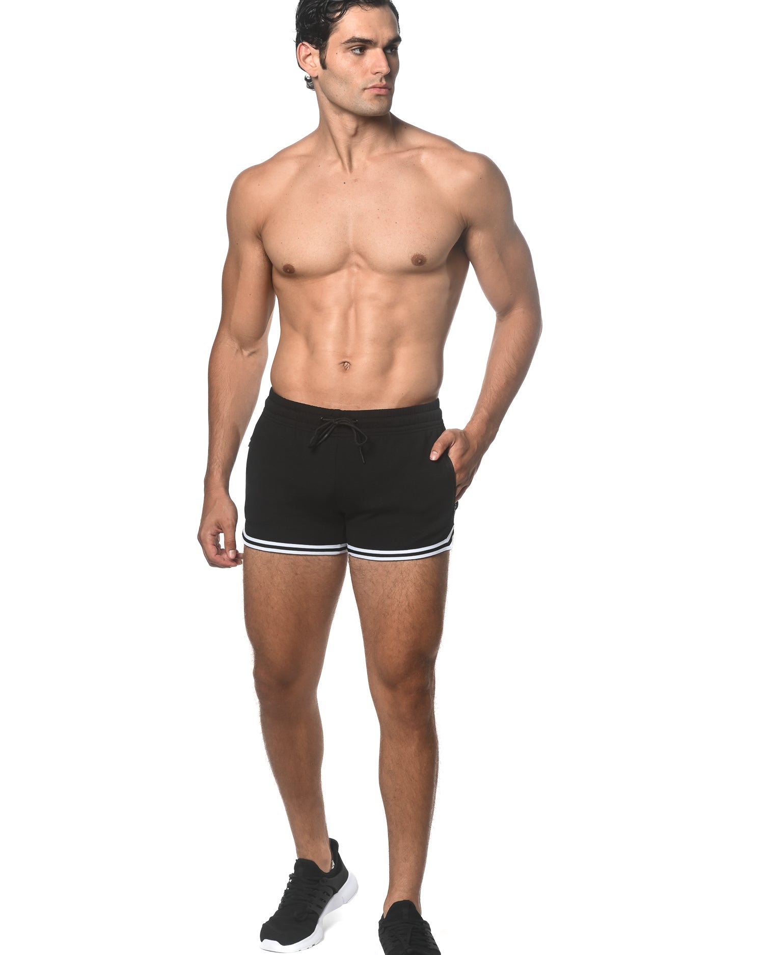 BLACK COURT 3.5 INSEAM GYM SHORT W/TAPING STA-10508