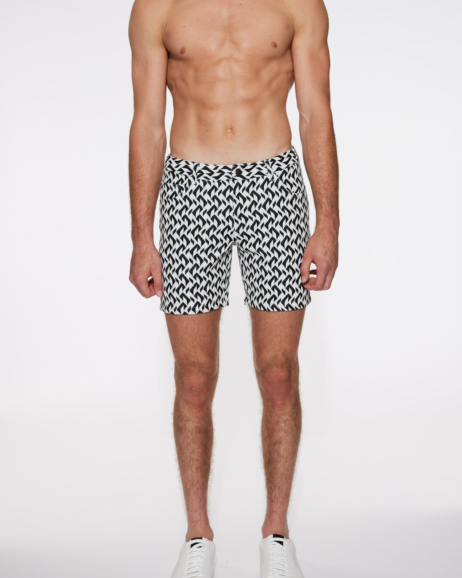 BLACK/WHITE HERRINGBONE 5" JACQUARD KNIT STRETCH SHORT ST-1932-Final Sale
