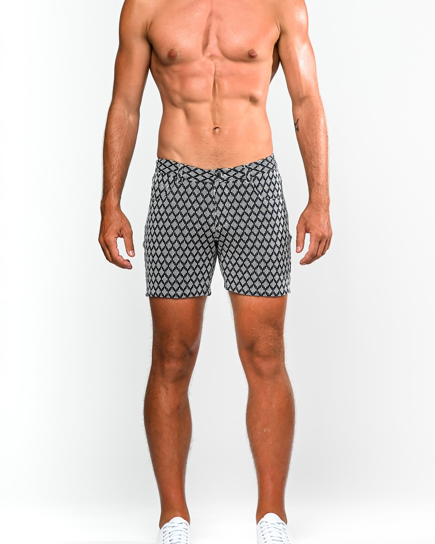 BLACK/WHITE CROSS HATCH 5" JACQUARD KNIT STRETCH SHORT ST-1932-Final Sale