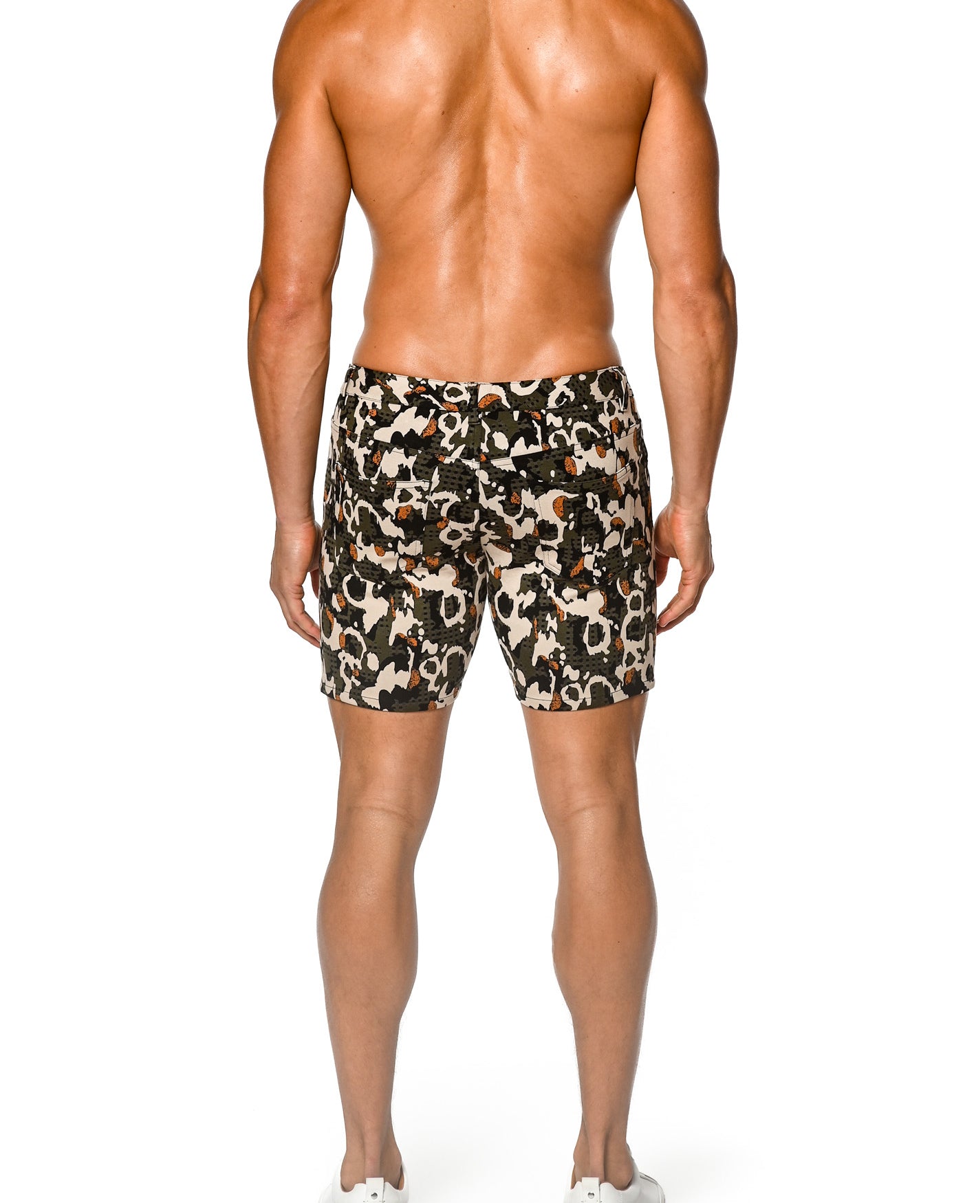 KALE/BLACK ABSTRACT 5" INSEAM PRINTED STRETCH KNIT JEANS SHORTS  ST-1932 Final Sale