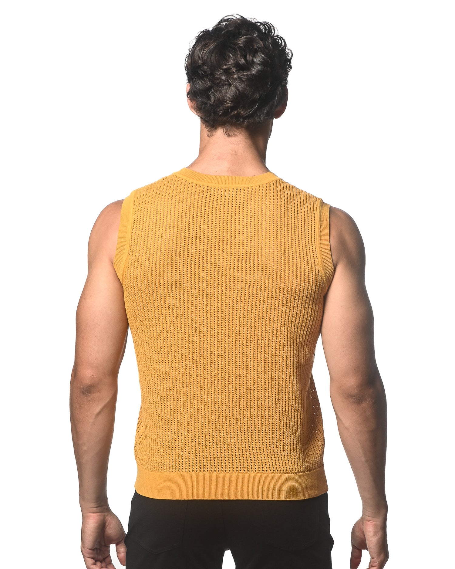AMBER TEXTURED OPEN MESH  KNITTED VEST ST-24037