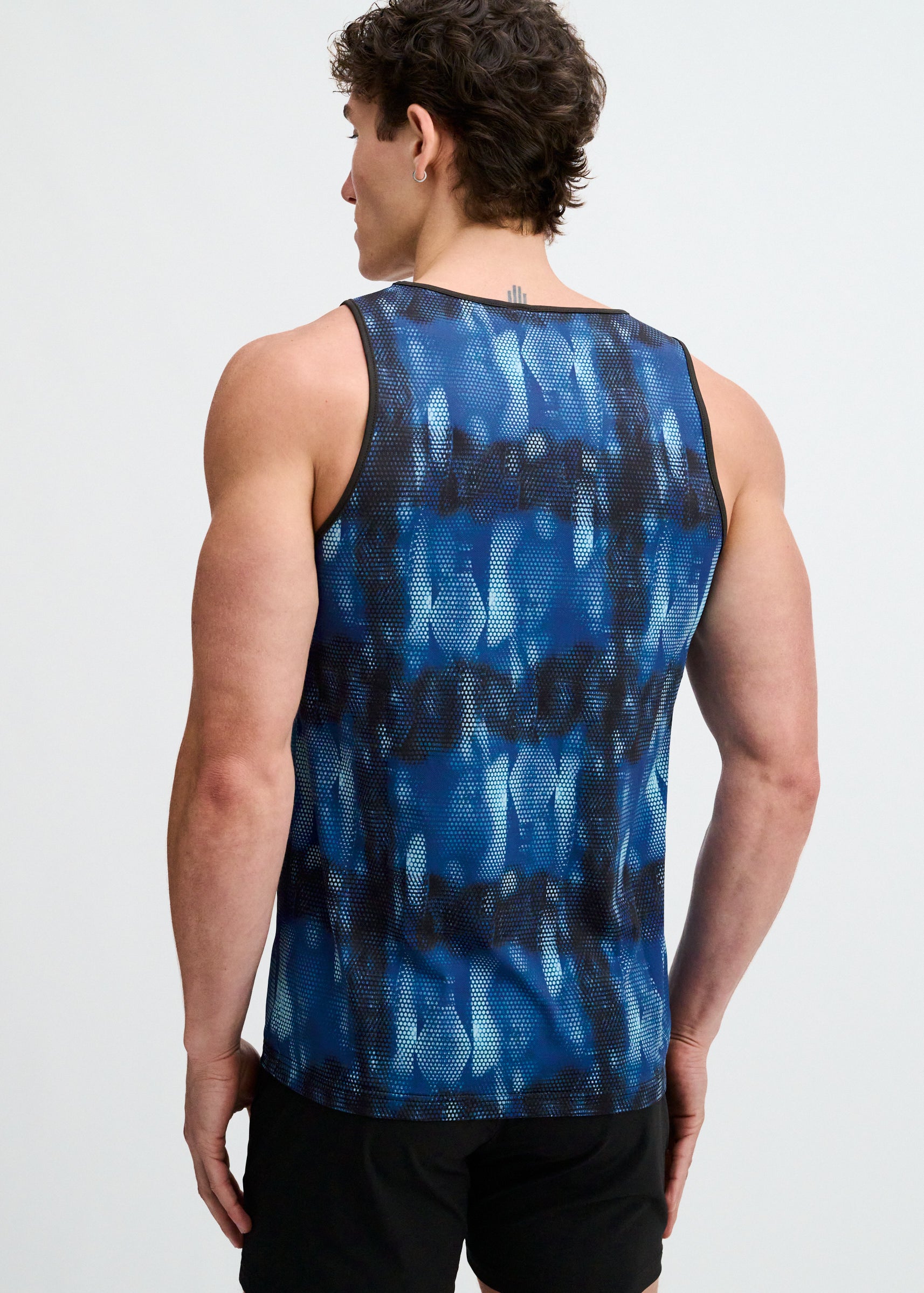BLUE/NAVY ABSTRACT PRINTED STRETCH MESH PERFORMANCE TANK ST-296