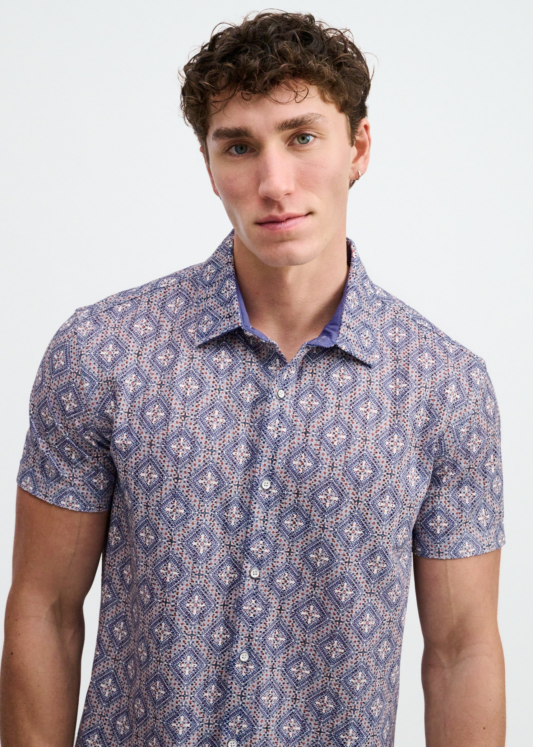 BLUEBERRY/PETAL DIAMONDS PRINTED OPEN KNIT STRETCH SHORT SLEEVE SHIRT ST-48079