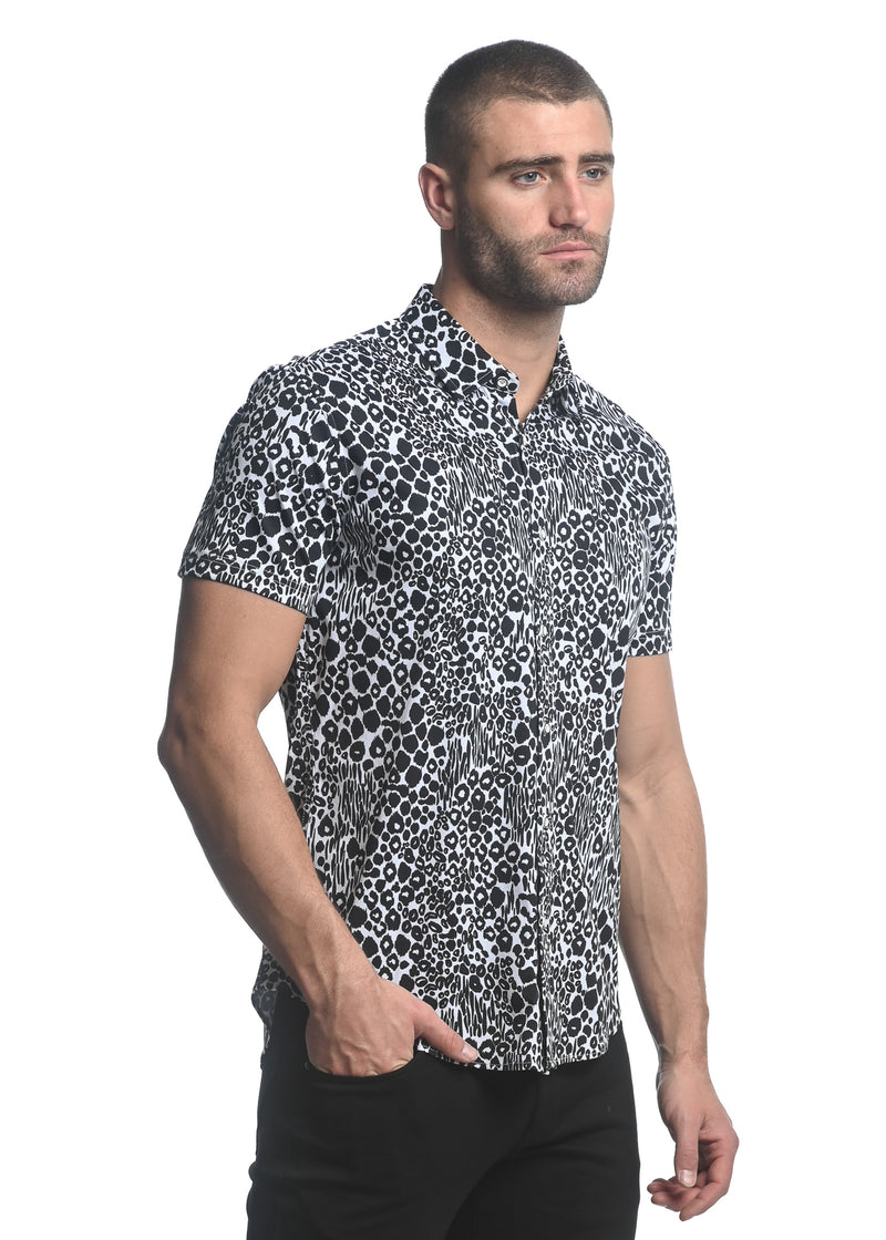 BLACK/ WHITE WILD SAFARI PRINTED STRETCH JERSEY KNIT SHORT SLEEVE SHIRT ST-9282