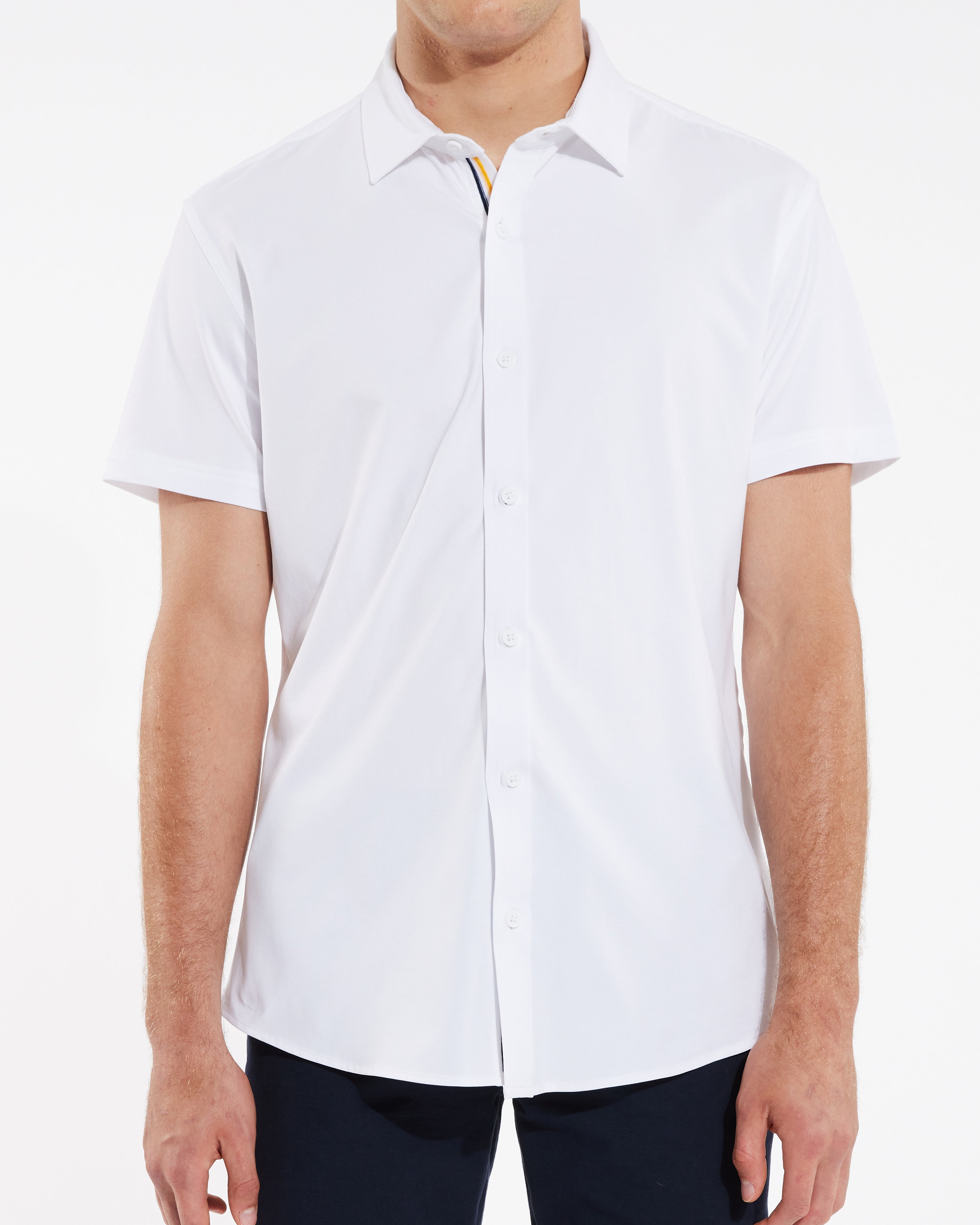 WHITE SOLID KNIT STRETCH SHORT SLEEVE SHIRT W/ PLACKET TAPE DETAIL ST-962