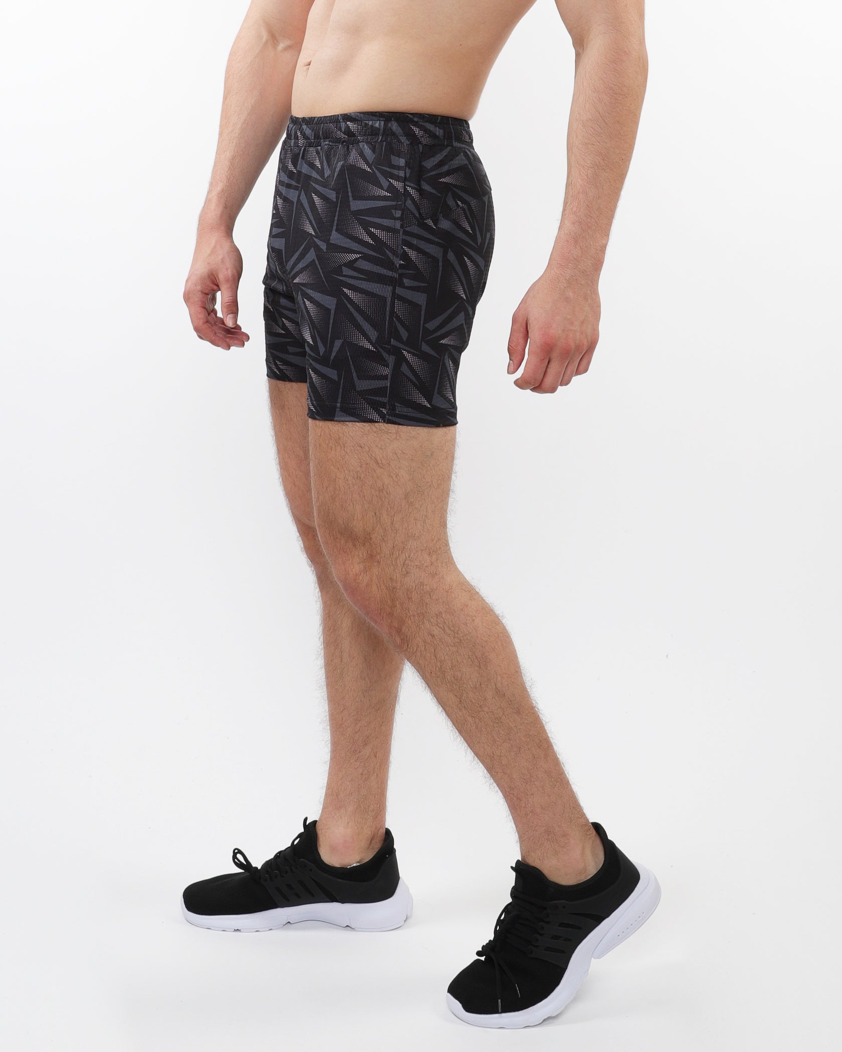 ORANGE/BLACK TRIANGLES PRINTED MESH STRETCH PERFORMANCE SHORTS ST-1469-04