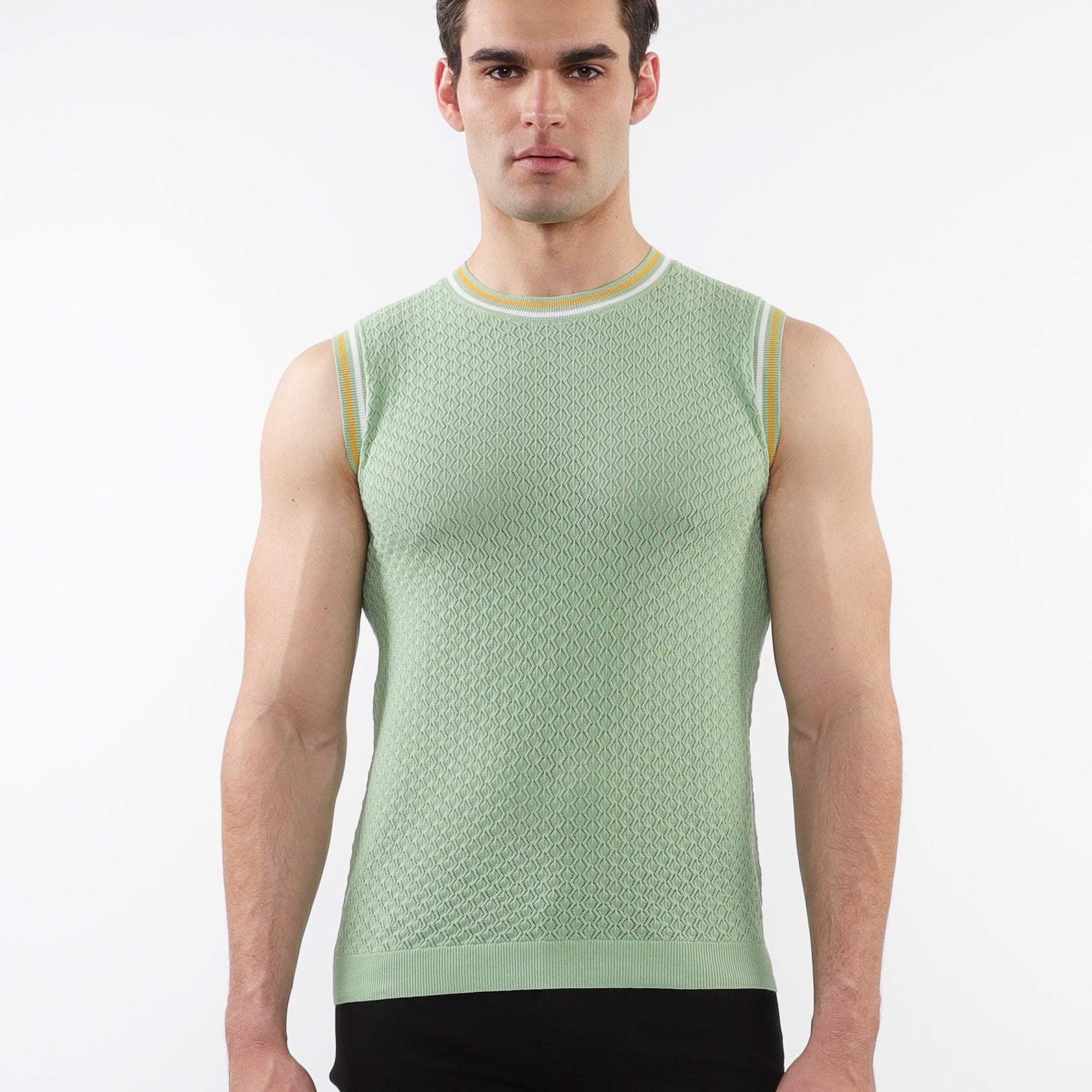 RELISHTEXTURED OPEN MESH KNITTED VEST WITH RIB TIPPING ST-24058