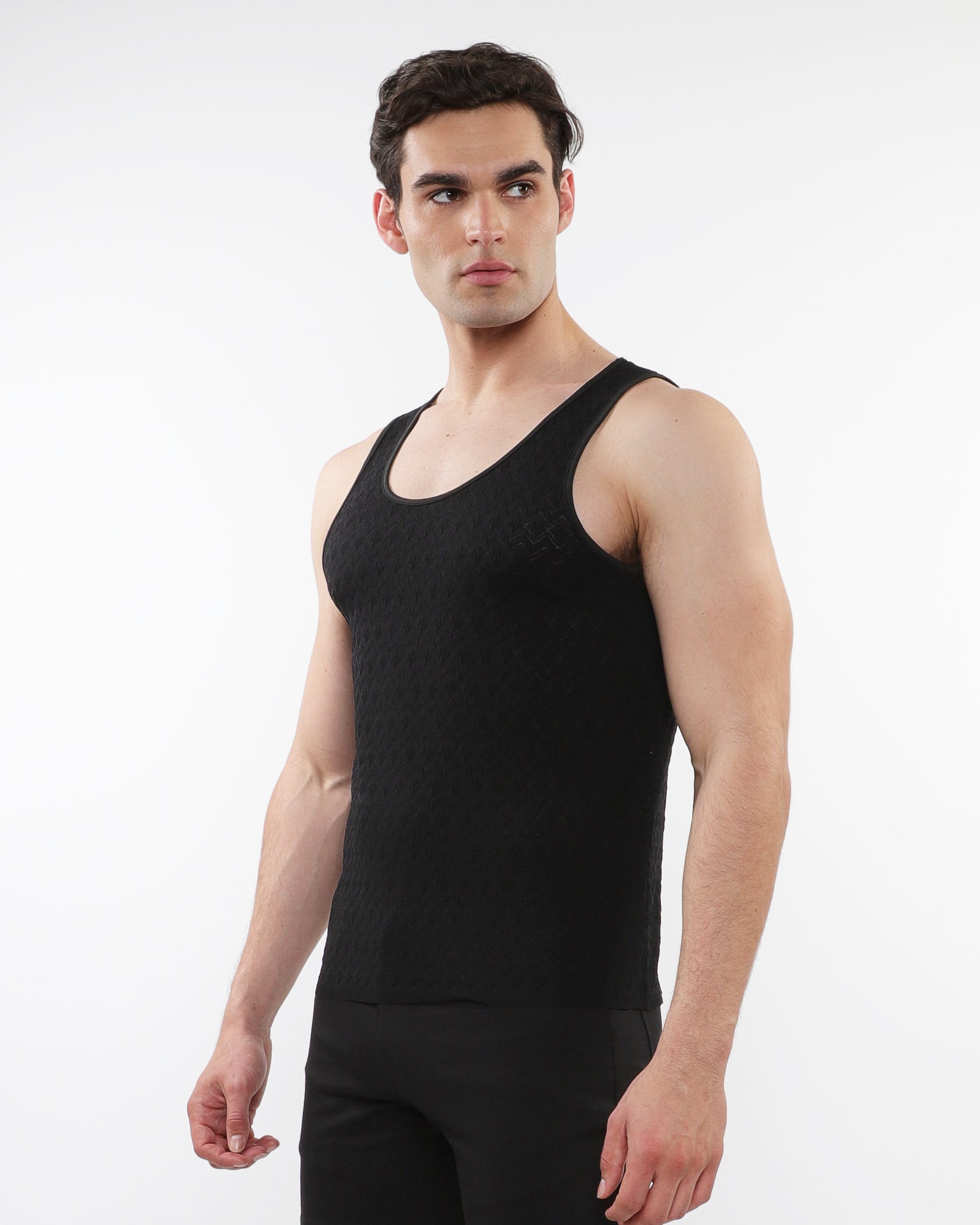 BLACK CHEVRON STRETCH GOSSAMER KNIT TANK ST-24121