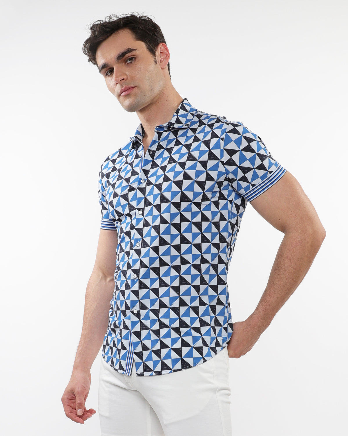BLUE SAIL/NAVY TRIANGLES PRINTED PERFORMANCE SHORT SLEEVE SHIRT W/ CONTRAST DETAILS ST-26021