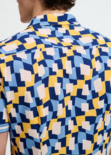 ATLANTIC/YELLOW ABSTRACT PRINTED PERFORMANCE STRETCH SHORT SLEEVE SHIRT W/PLACKET DETAIL ST-26027