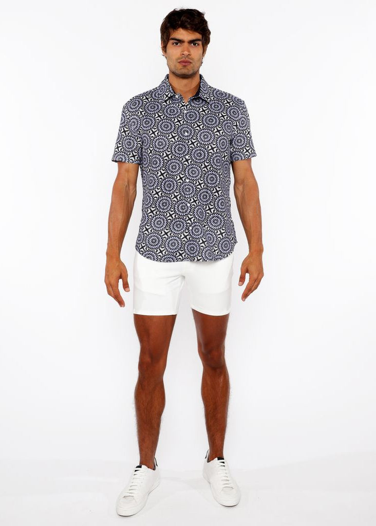 MIDNIGHT/PERIWINKLE BURSTS PRINTED OPEN KNIT STRETCH SHORT SLEEVE SHIRT ST-48072