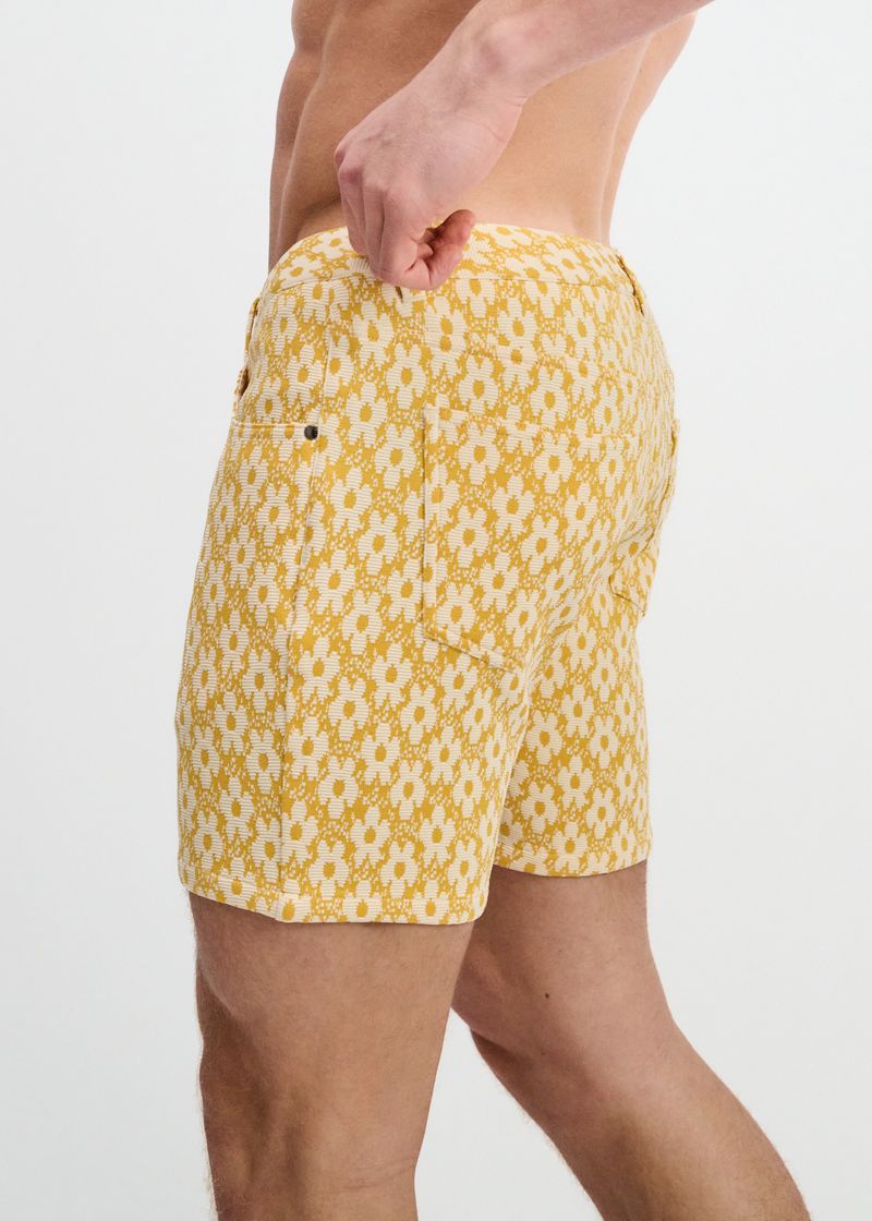 SUNRISE FLORAL 5" INSEAM JACQUARD STRETCH KNIT JEANS SHORT ST-1932-109