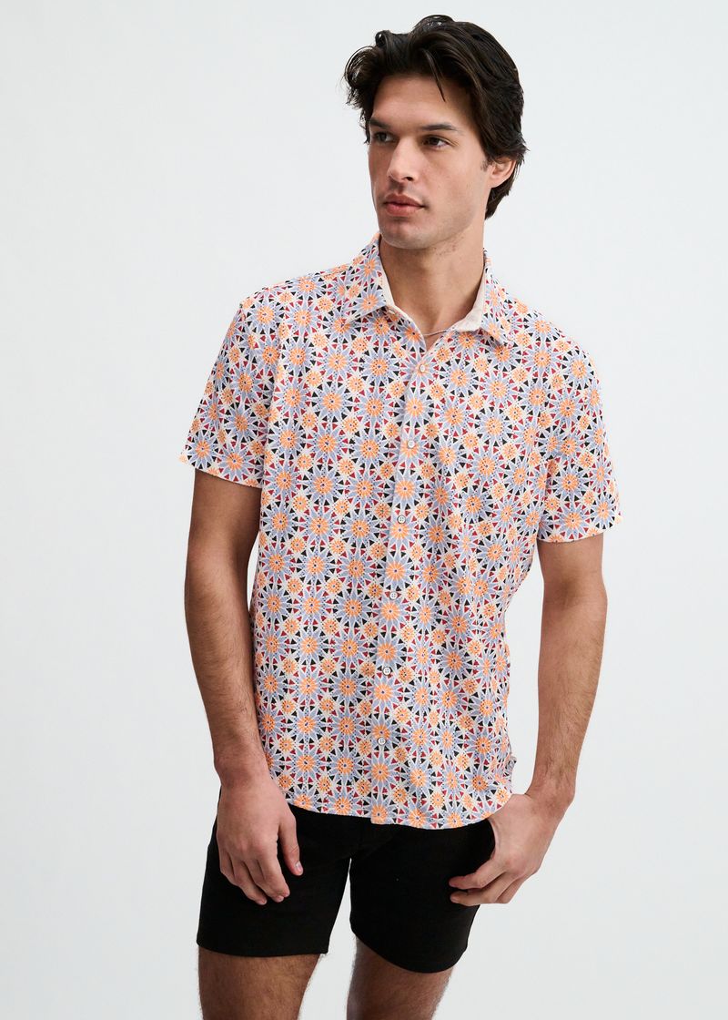 CAYENNE/THISTLE MEDALLIONS PRINTED OPEN KNIT STRETCH SHORT SLEEVE SHIRT ST-48075