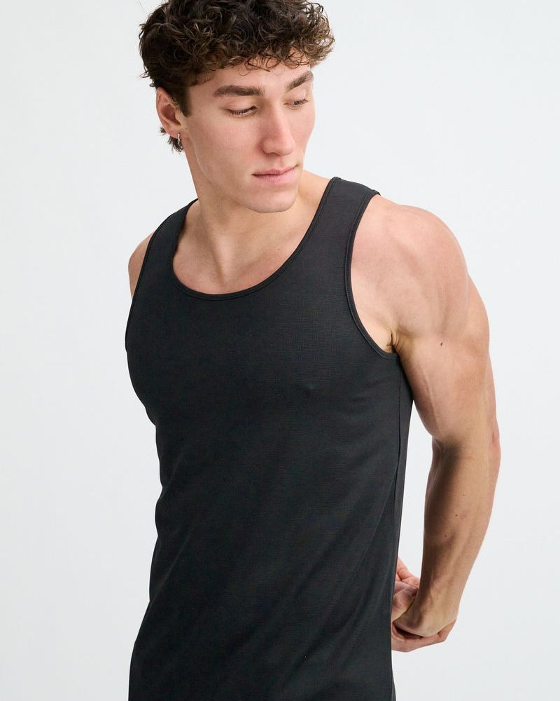 BLACK TEXTURED STRETCH MESH PERFORMANCE TANK ST-293