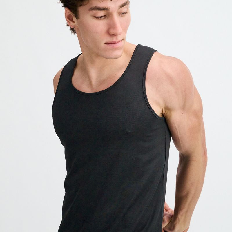 BLACK TEXTURED STRETCH MESH PERFORMANCE TANK ST-293