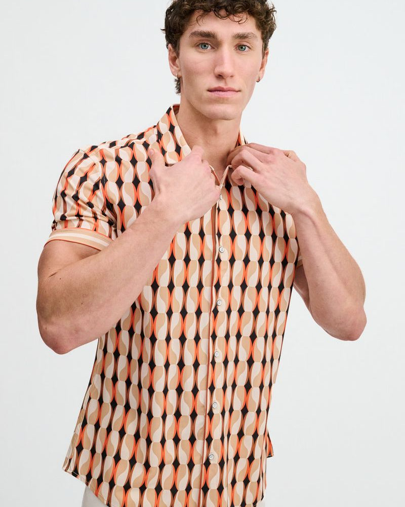 SPICE/SAND BEADS PRINTED PERFORMANCE STRETCH SHORT SLEEVE SHIRT W/PLACKET DETAIL ST-26028