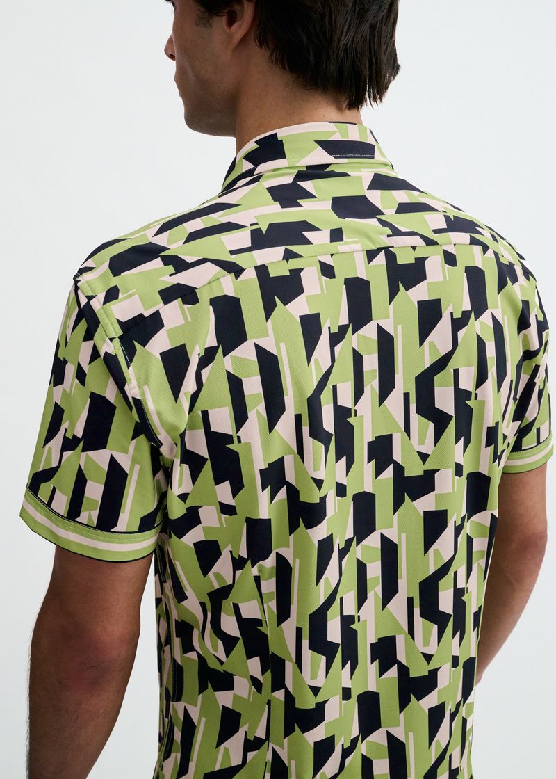 MENTHOL/MIDNIGHT ABSTRACT PRINTED PERFORMANCE STRETCH SHORT SLEEVE SHIRT W/PLACKET DETAIL ST-26026