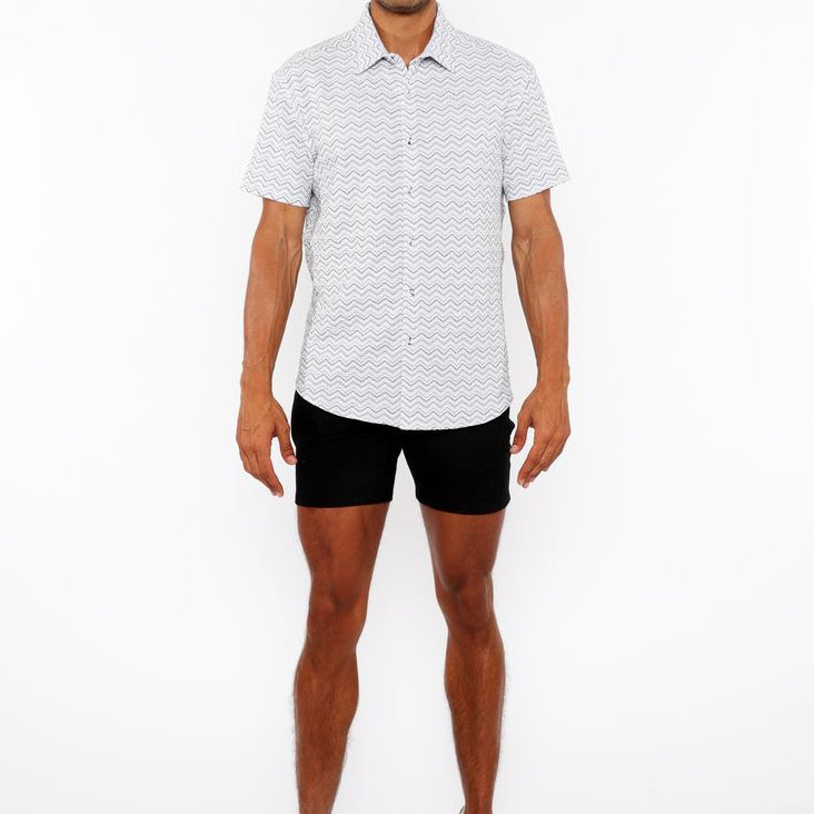 WHITE TEXTURED CHEVRON STRETCH KNIT SHORT SLEEVE SHIRT ST-24066