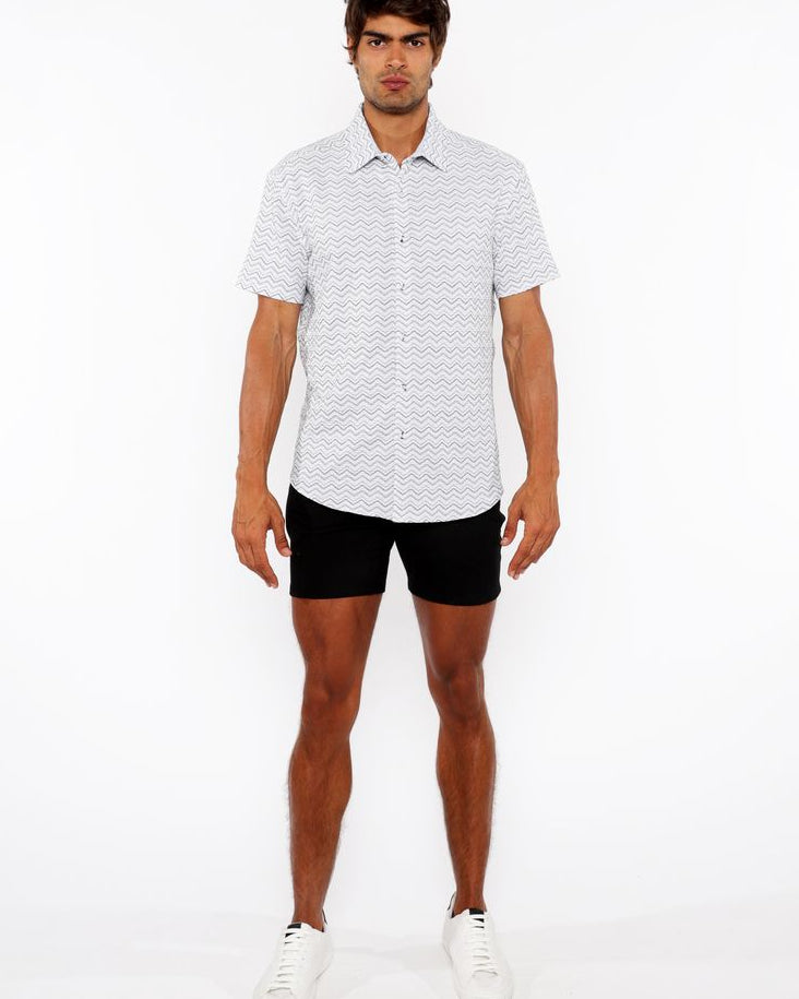 WHITE TEXTURED CHEVRON STRETCH KNIT SHORT SLEEVE SHIRT ST-24066