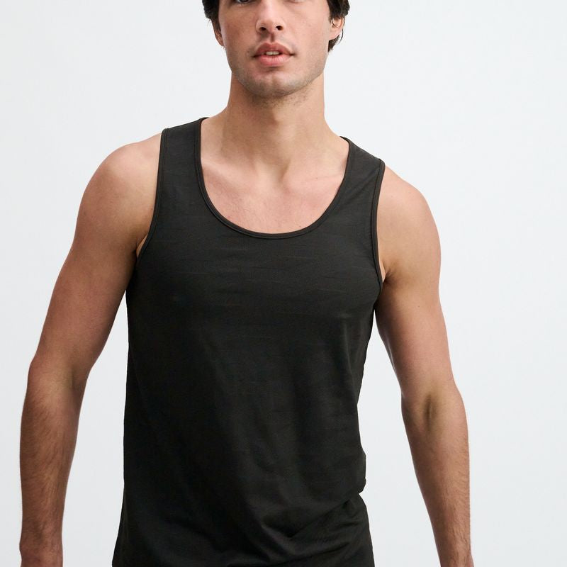BLACK GEOMETRIC STRETCH MESH PERFORMANCE TANK ST-295