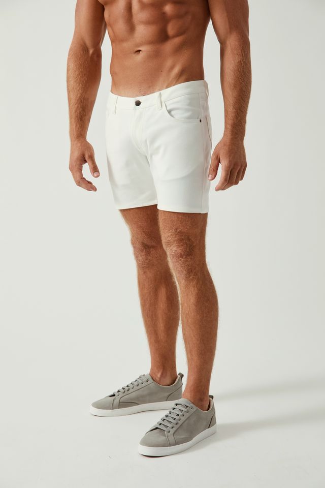 WHITE 5" INSEAM STRETCH KNIT JEANS SHORT ST-1932