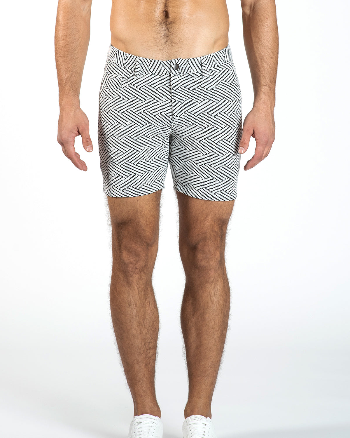 WHITE/BLACK HERRINGBONE 5" STRETCH KNIT JEANS SHORTS- Final Sale