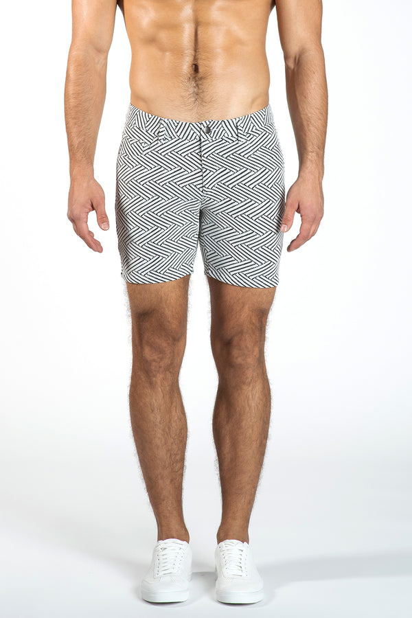 WHITE/BLACK HERRINGBONE 5" STRETCH KNIT JEANS SHORTS- Final Sale